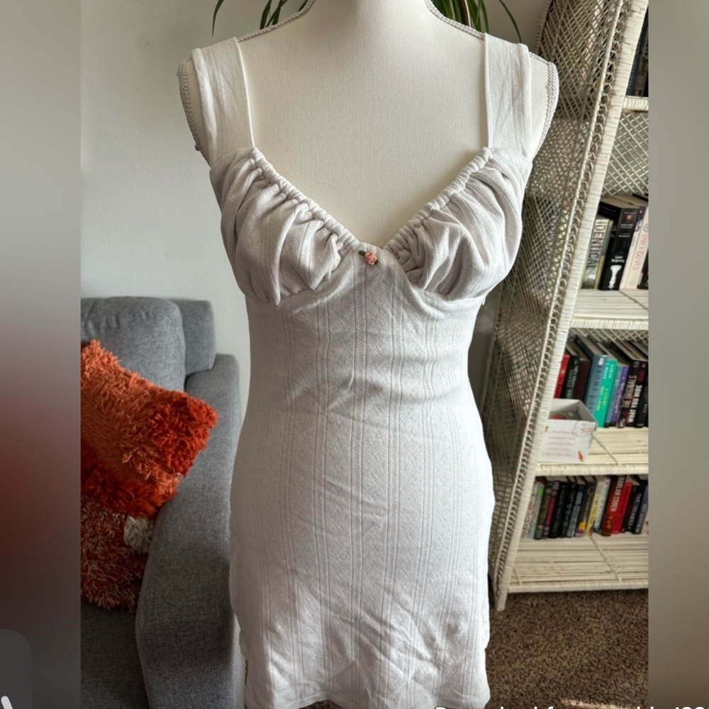 With Jean Cher dress - Picture 7 of 9